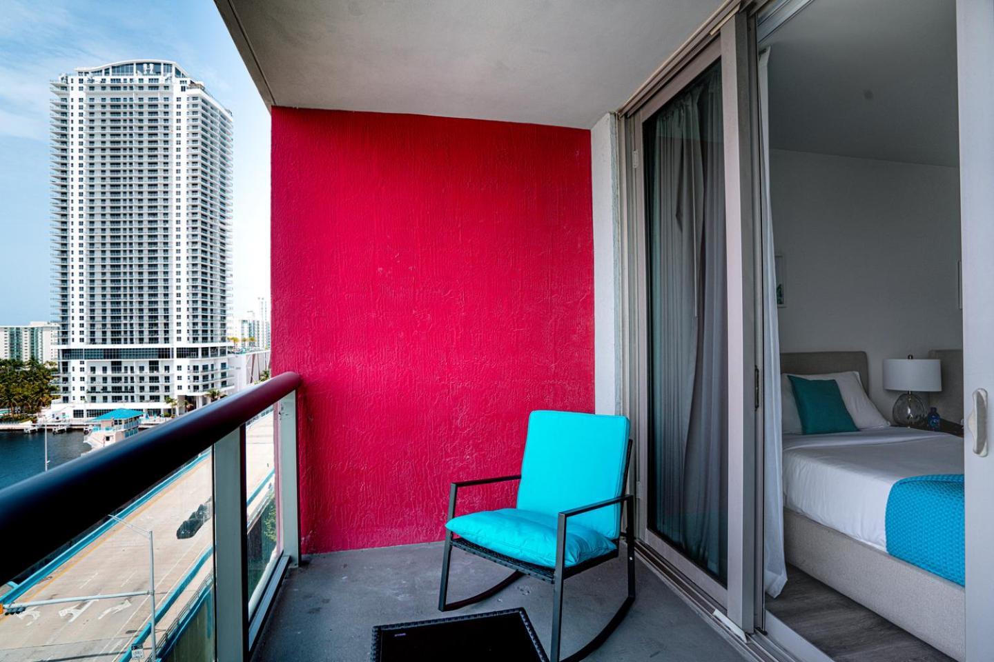 Beach Walk Hallandale Beach Exterior foto